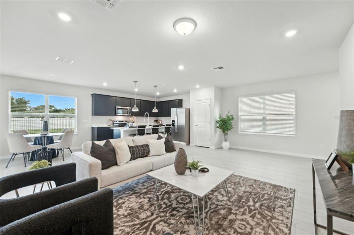 Image No.16-Propriété de 4 chambres à vendre à États-Unis