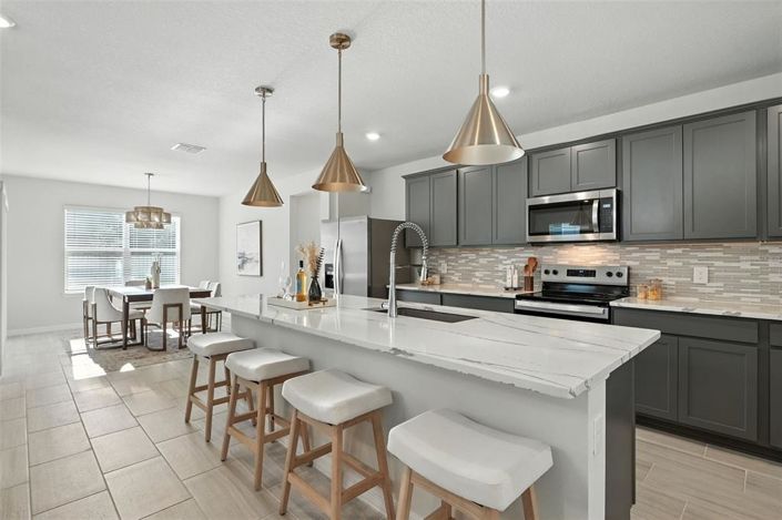 Image No.13-4 Bed Property for sale