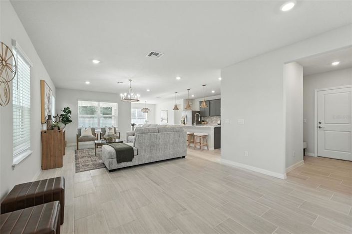 Image No.9-4 Bed Property for sale