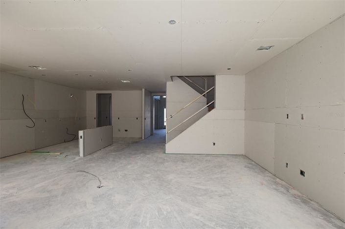 Image No.12-3 Bed Property for sale