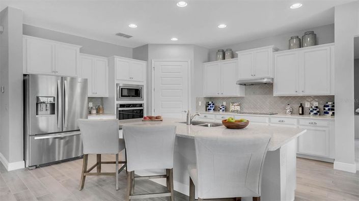 Image No.13-4 Bed Property for sale