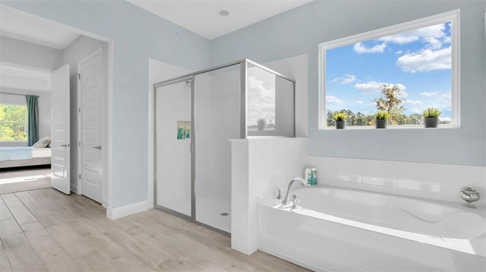 Image No.20-4 Bed Property for sale