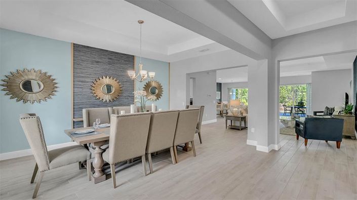 Image No.5-4 Bed Property for sale