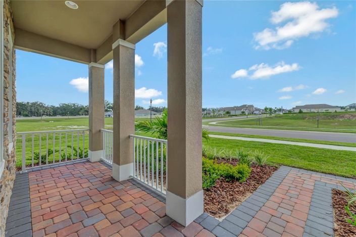 Image No.2-5 Bed Property for sale