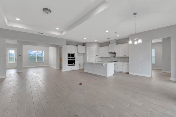 Image No.7-5 Bed Property for sale