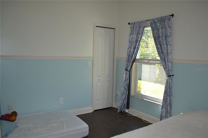 Image No.9-3 Bed House for sale