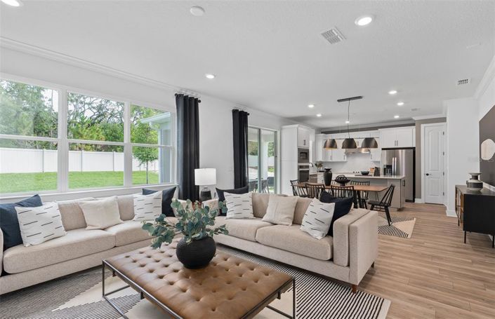 Image No.10-5 Bed Property for sale