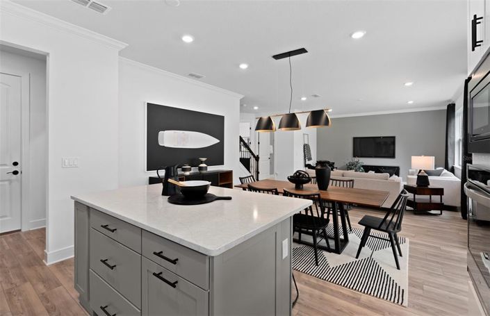 Image No.5-5 Bed Property for sale