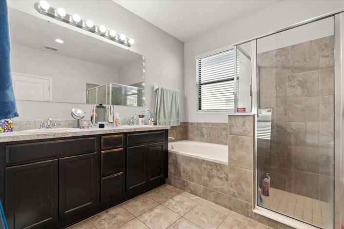 Image No.18-Propriété de 4 chambres à vendre à Kissimmee