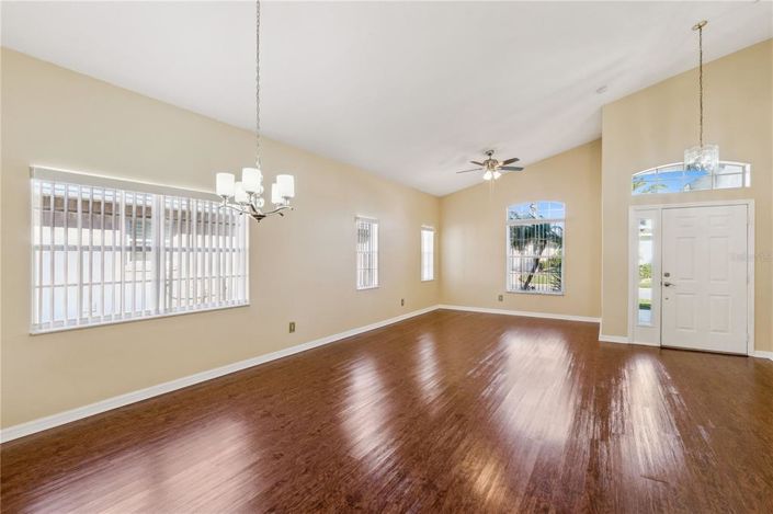 Image No.7-Propriété de 3 chambres à vendre à Davenport