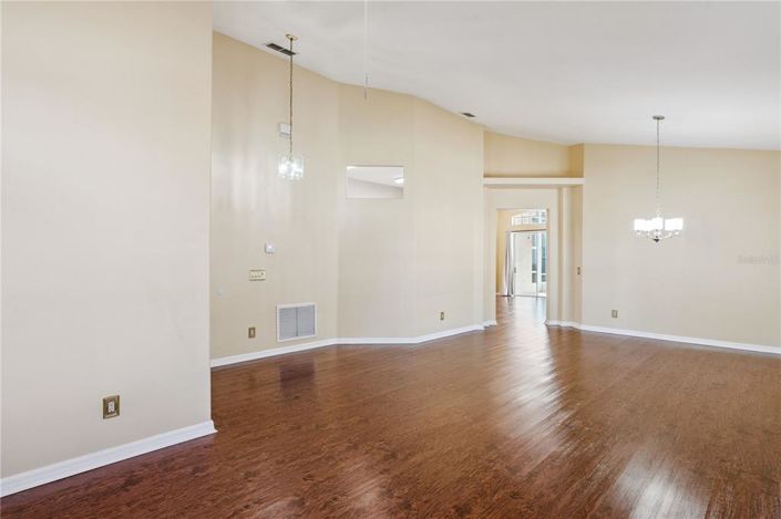 Image No.8-Propriété de 3 chambres à vendre à Davenport