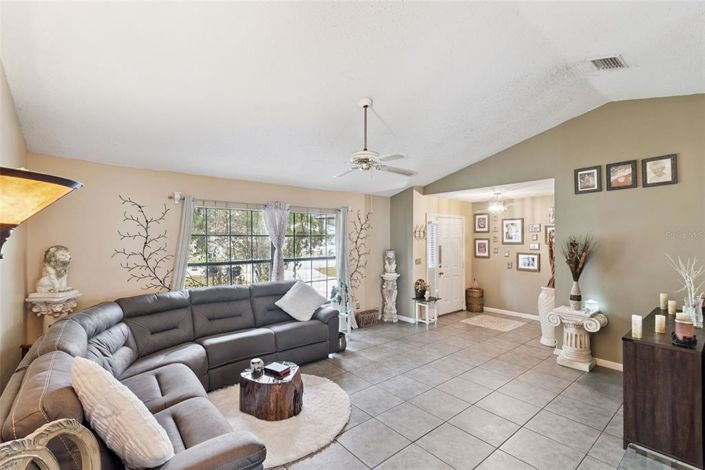 Image No.6-Propriété de 3 chambres à vendre à Kissimmee