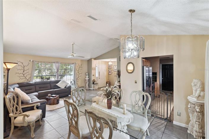 Image No.7-Propriété de 3 chambres à vendre à Kissimmee