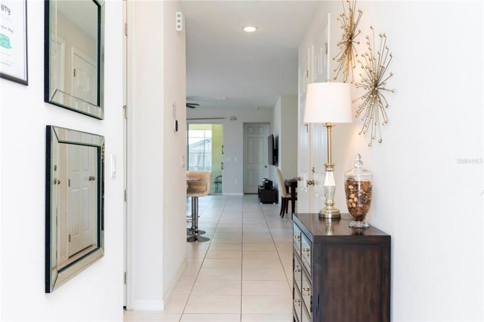 Image No.7-7 Bed House for sale