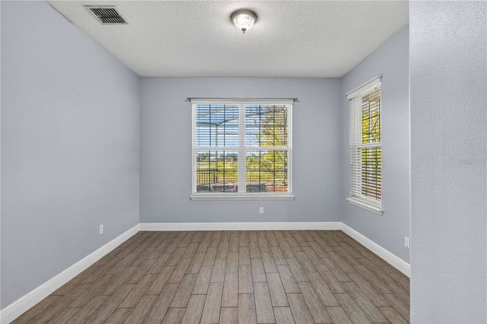 Image No.40-4 Bed House for sale