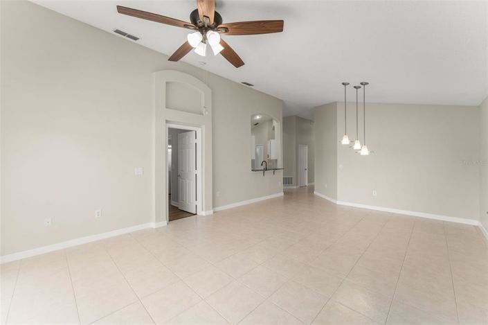 Image No.23-Propriété de 4 chambres à vendre à Kissimmee