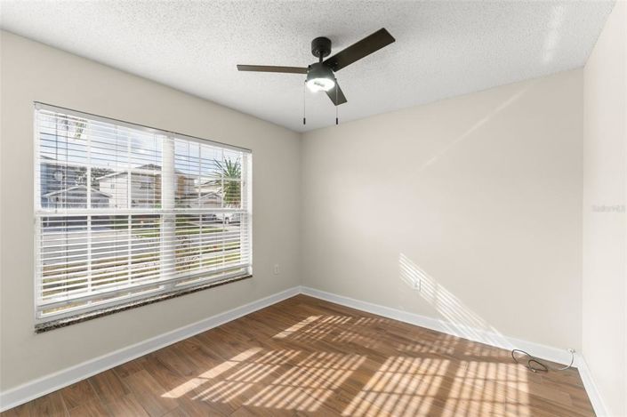 Image No.8-Propriété de 4 chambres à vendre à Kissimmee