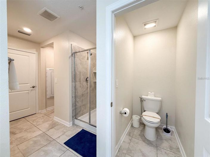 Image No.27-2 Bed Property for sale