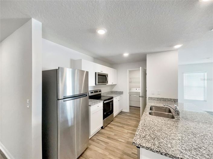 Image No.2-3 Bed House for sale