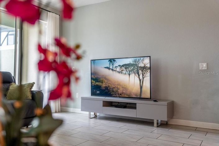 Image No.25-5 Bed Townhouse for sale