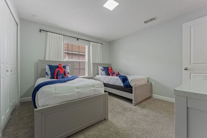 Image No.42-5 Bed Townhouse for sale