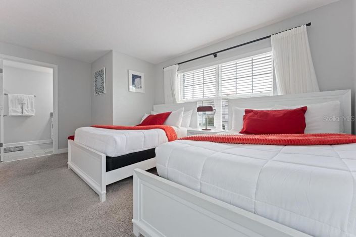 Image No.49-5 Bed Townhouse for sale