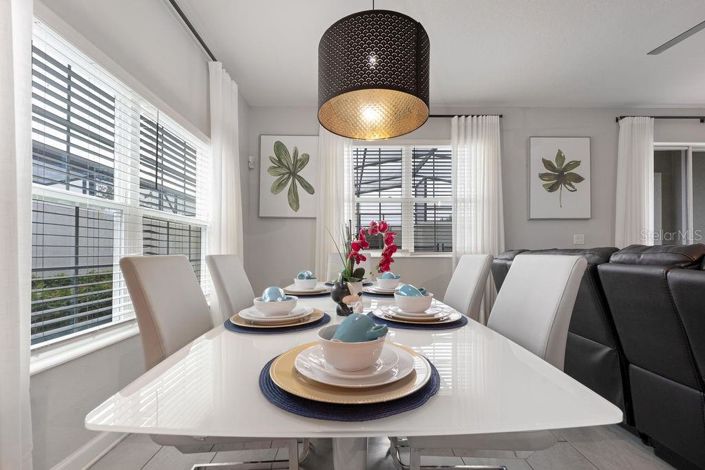 Image No.54-5 Bed Townhouse for sale