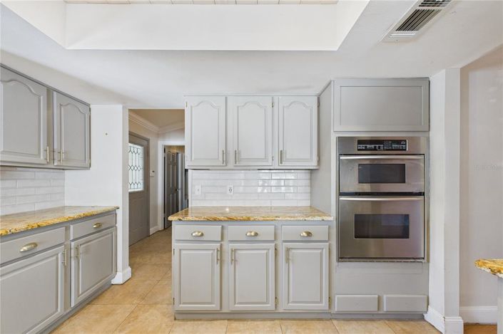 Image No.14-3 Bed Property for sale