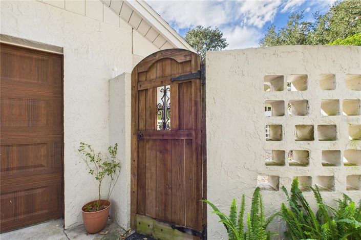 Image No.30-3 Bed Property for sale