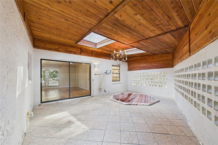 Image No.33-3 Bed Property for sale