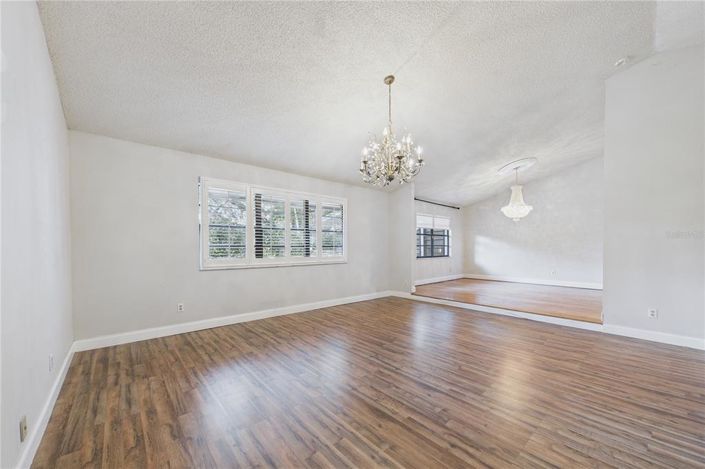 Image No.37-3 Bed Property for sale