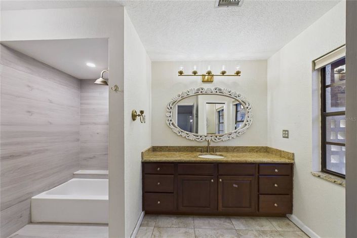 Image No.51-3 Bed Property for sale