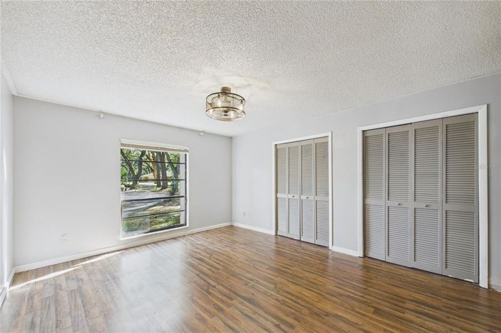 Image No.60-3 Bed Property for sale