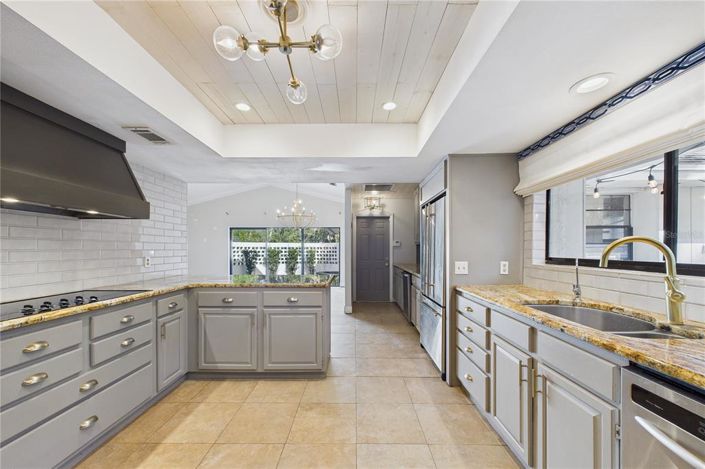 Image No.8-3 Bed Property for sale