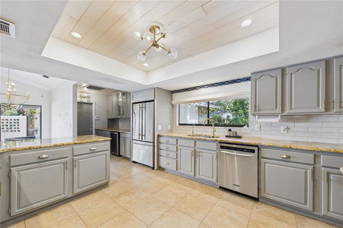 Image No.9-3 Bed Property for sale