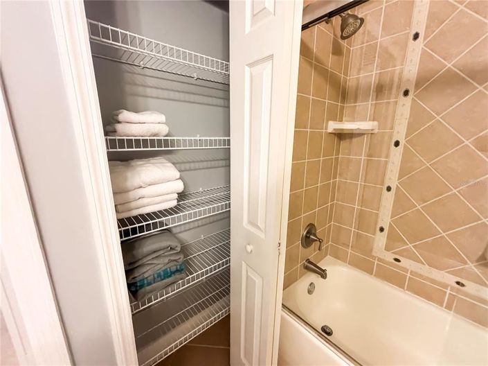 Image No.28-3 Bed Apartment for sale