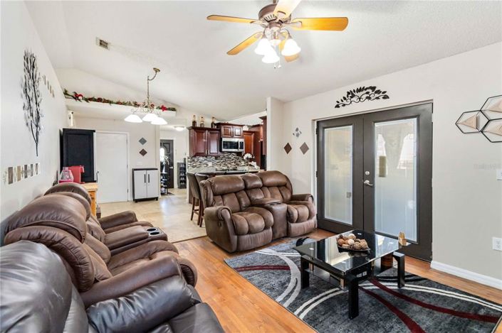 Image No.13-Propriété de 4 chambres à vendre à Kissimmee