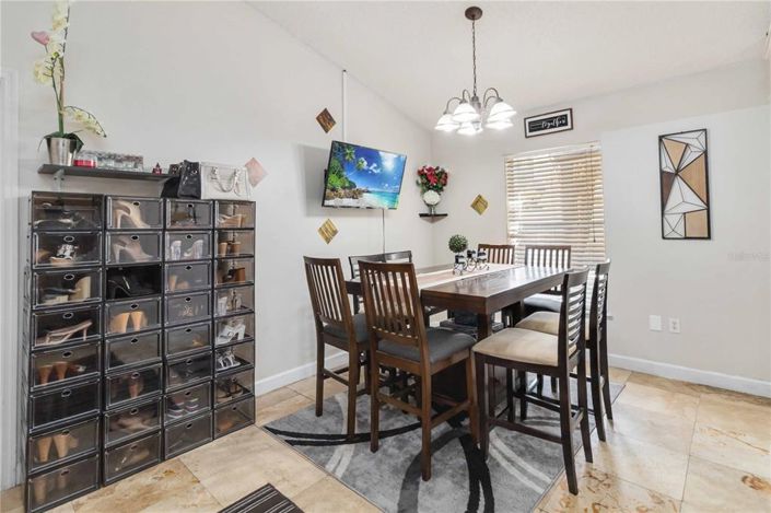 Image No.14-Propriété de 4 chambres à vendre à Kissimmee