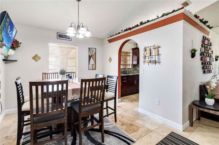 Image No.15-Propriété de 4 chambres à vendre à Kissimmee