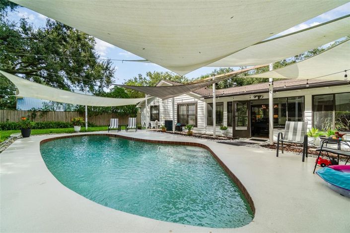 Image No.2-Propriété de 4 chambres à vendre à Kissimmee