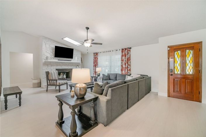 Image No.4-Propriété de 4 chambres à vendre à Kissimmee