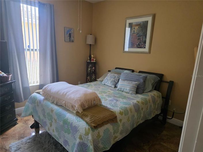 Image No.21-2 Bed Property for sale