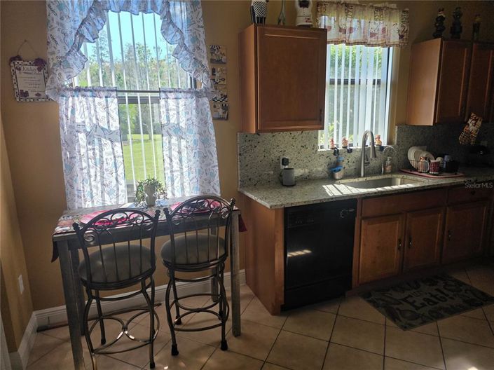 Image No.4-2 Bed House for sale