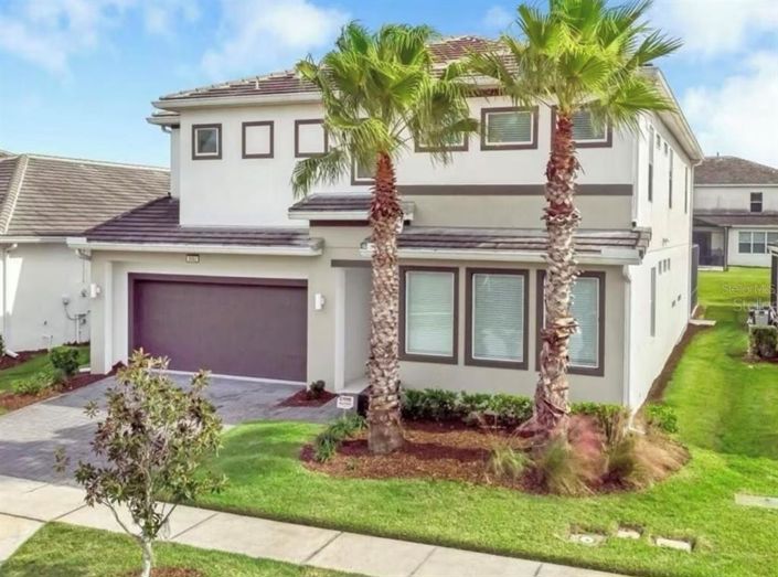 Image No.2-6 Bed Property for sale