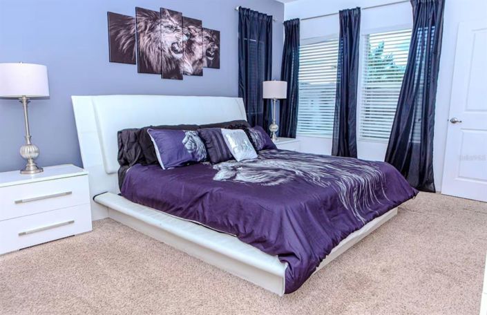 Image No.20-6 Bed Property for sale