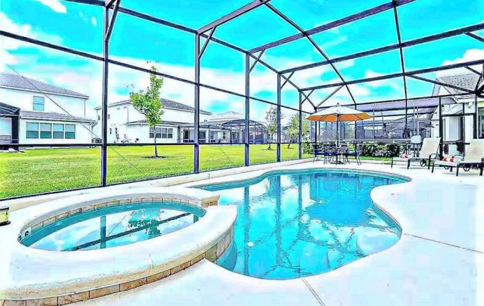 Image No.31-6 Bed Property for sale