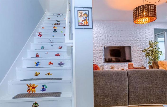 Image No.7-6 Bed Property for sale