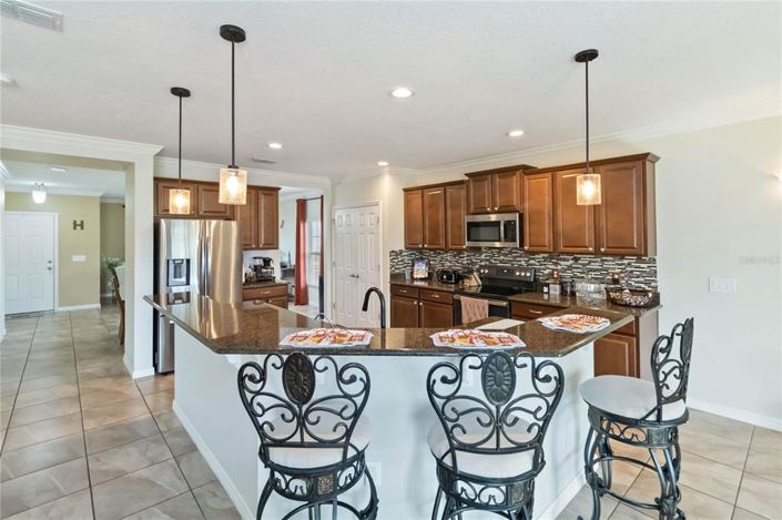 Image No.13-5 Bed Property for sale