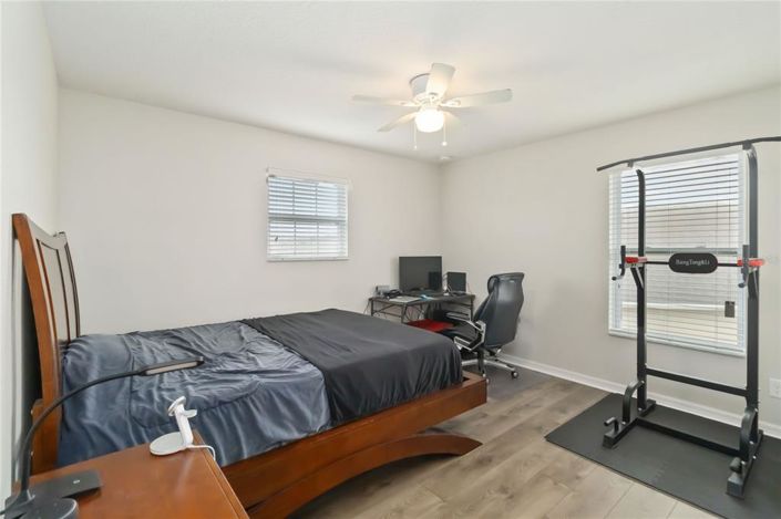 Image No.37-5 Bed Property for sale