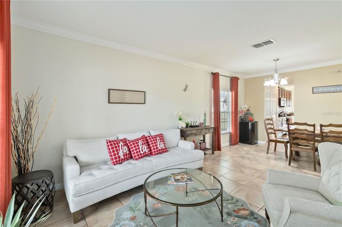 Image No.7-5 Bed Property for sale